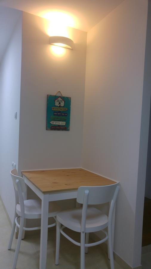 Sabba'S Apartment Kefar Sava Exterior photo